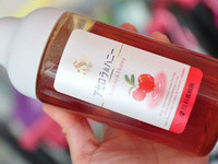 選擇西印度櫻桃蜜口味~ 這是日本第一大養蜂企業-杉養蜂園，採用自產完熟蜂蜜與嚴選世界各地最高等級之果汁調製而成。自然X天然的美味，無添加任何化學香料，風味絕佳。 